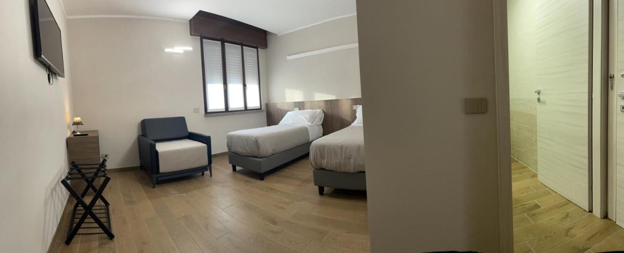 Villoresi Rooms Castano Primo Esterno foto