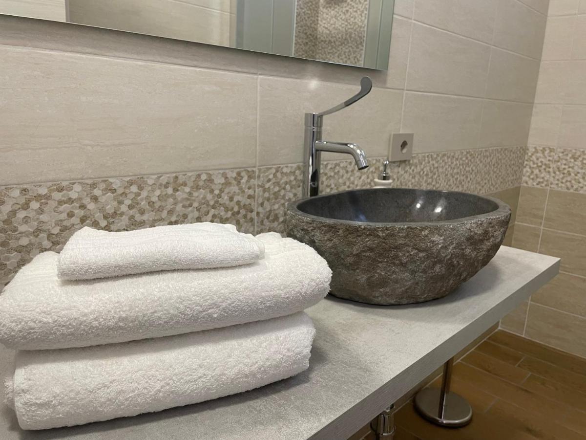 Villoresi Rooms Castano Primo Esterno foto
