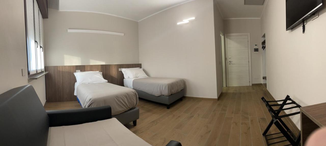 Villoresi Rooms Castano Primo Esterno foto