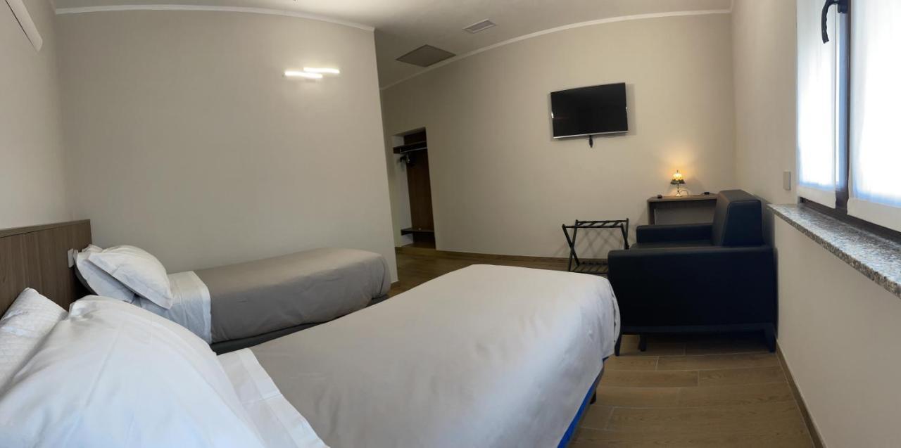 Villoresi Rooms Castano Primo Esterno foto