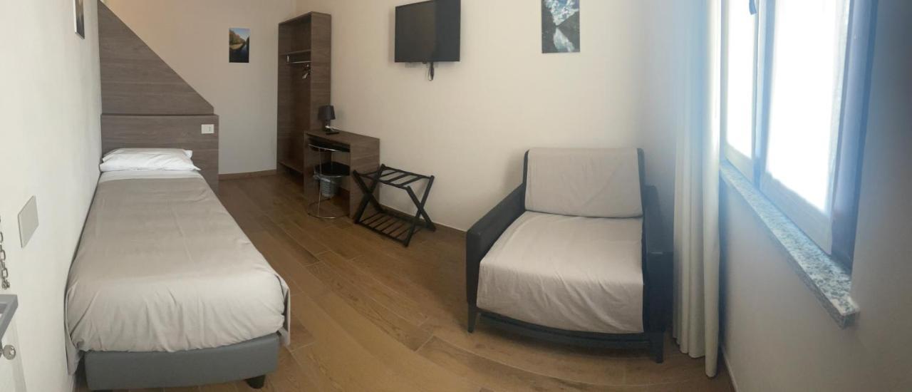 Villoresi Rooms Castano Primo Esterno foto
