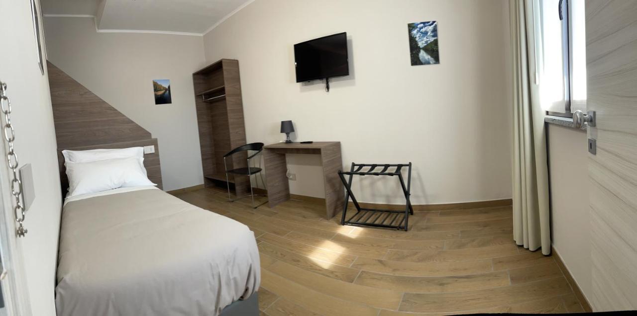 Villoresi Rooms Castano Primo Esterno foto